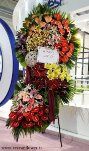 نکات مهم گل فروشی رضوان برای خرید و نگهداری تاج گل